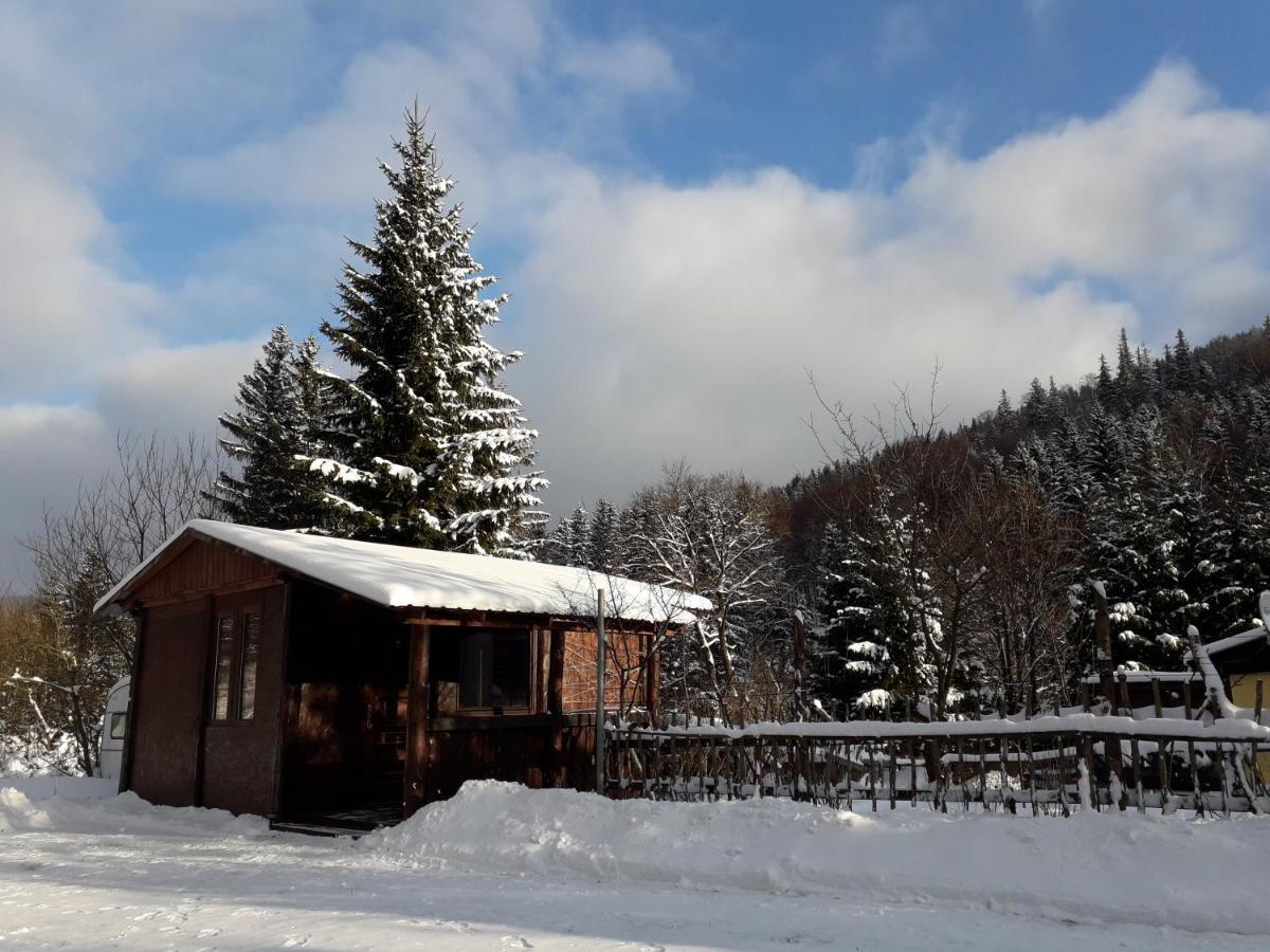 Zbojnicki Ostep-nocleg Trapera Lodge